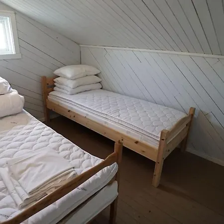 Fisherman's Cabin, Lofoten - 12 Teronbua Ballstad